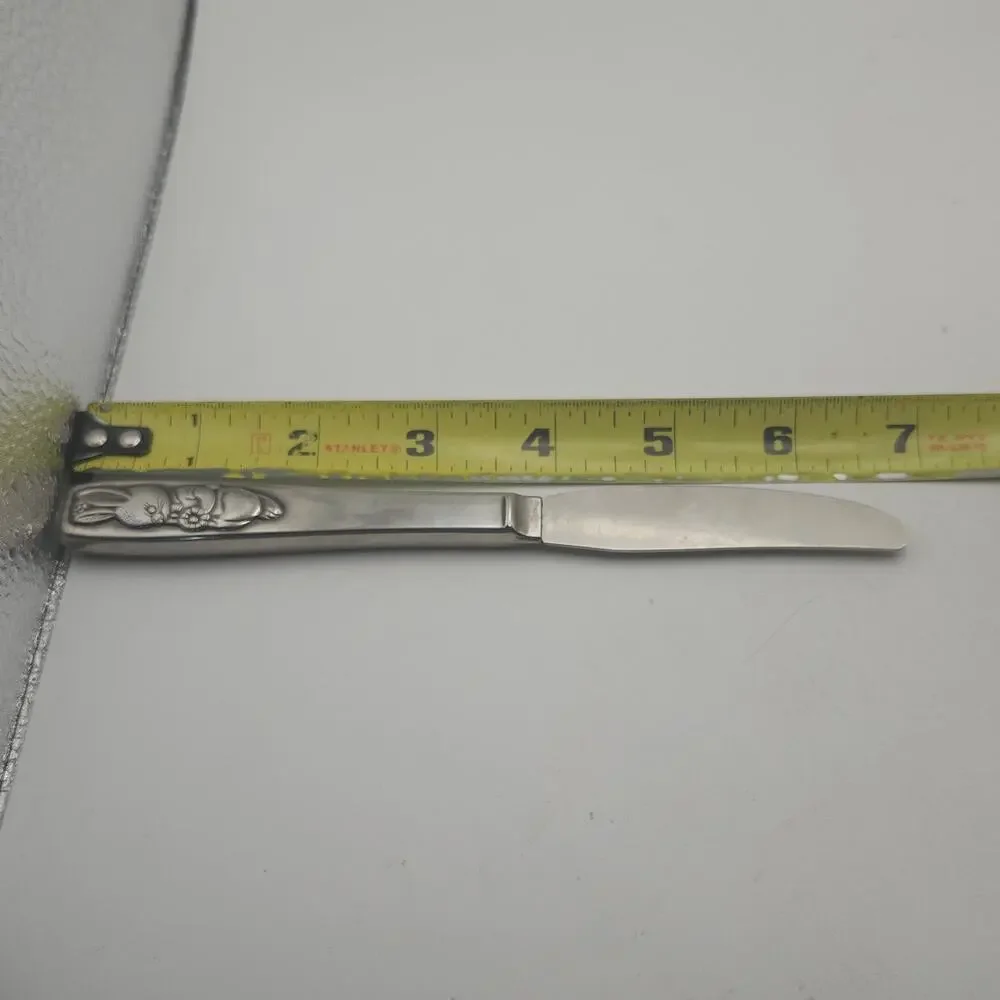 Vintage Oneida Community Peter Rabbit‎ Child Knife Flatware Stainless 6.75in